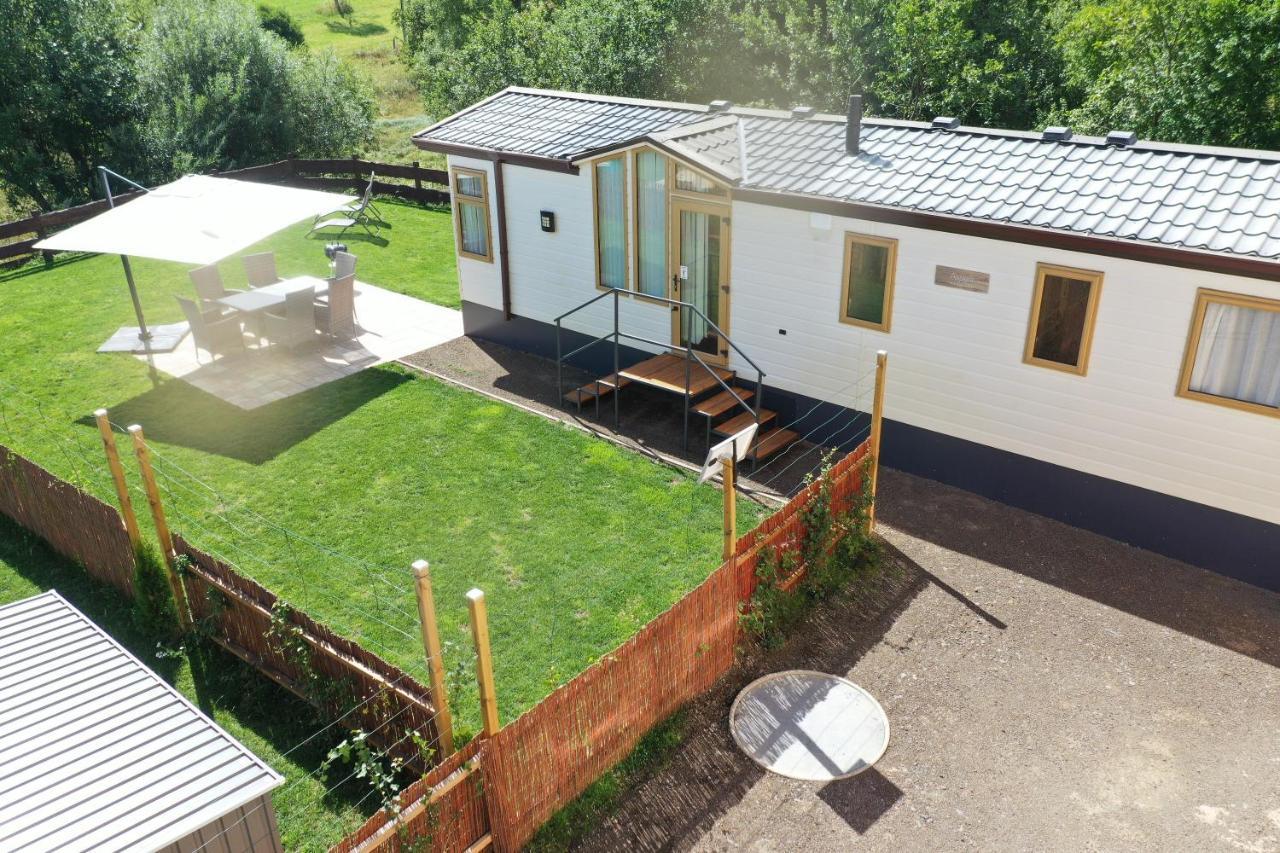 Ferienhaus Chilllout Chalets Daun-Kradenbach ภายนอก รูปภาพ