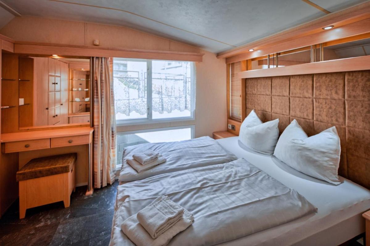 Ferienhaus Chilllout Chalets Daun-Kradenbach ภายนอก รูปภาพ